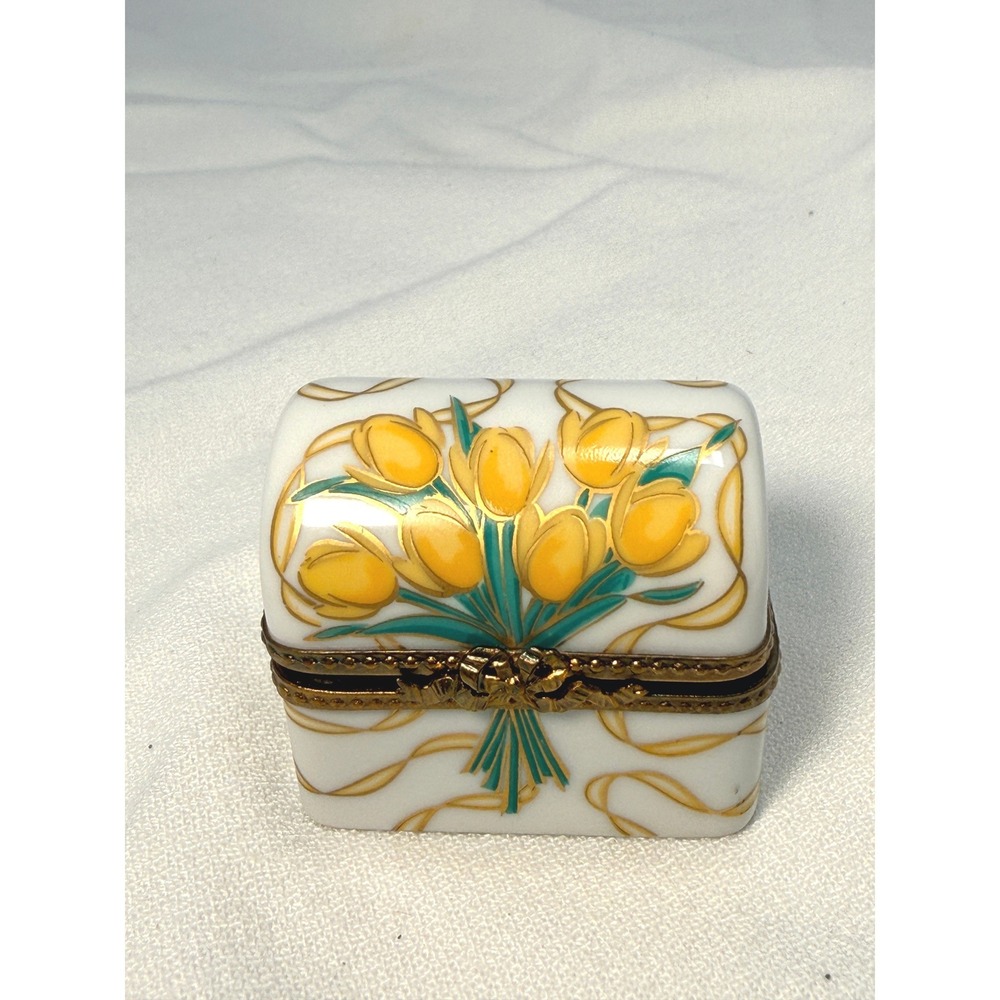 Limoges Collectible Hand-Painted  Yellow Floral Trinket Box Pristine Condition